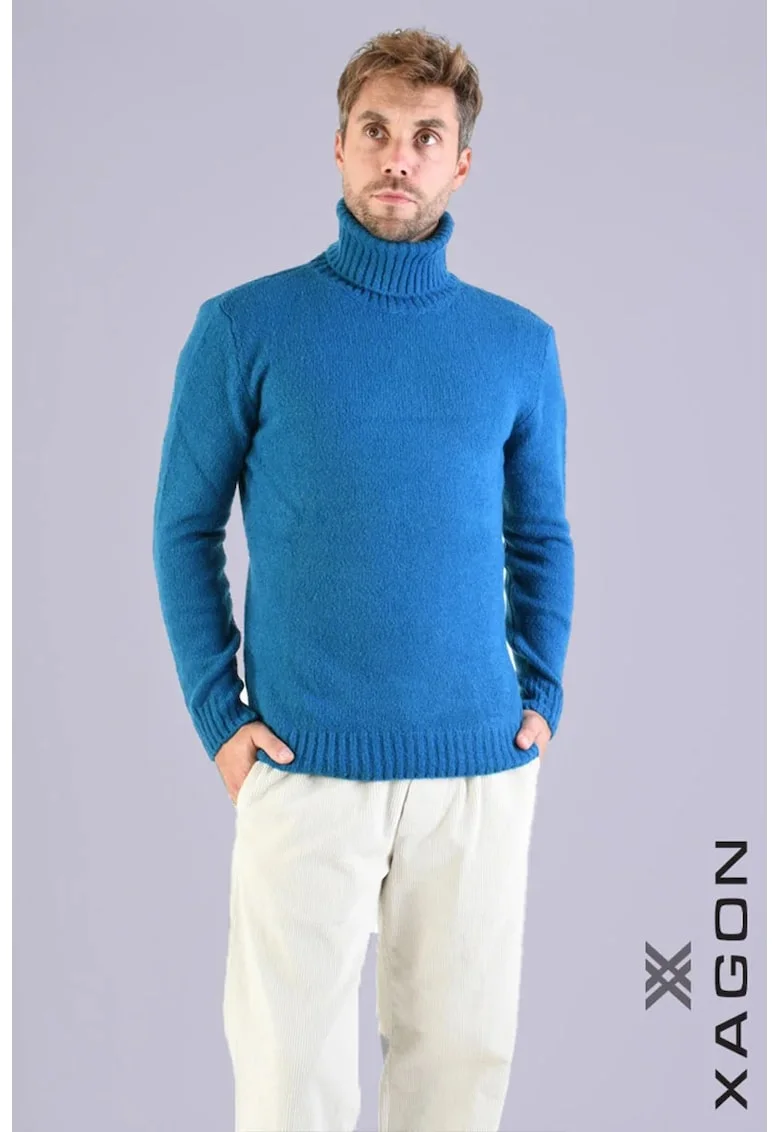 Bluza cu guler inalt rulat si croi clasic, Albastru