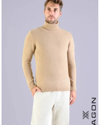Bluza cu guler inalt rulat si croi clasic, Bej