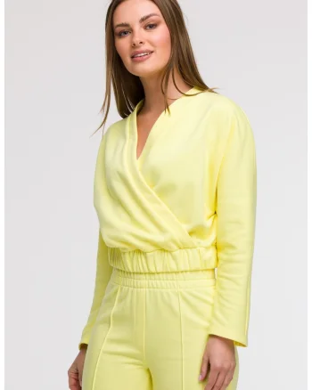Bluza cu decolteu petrecut,