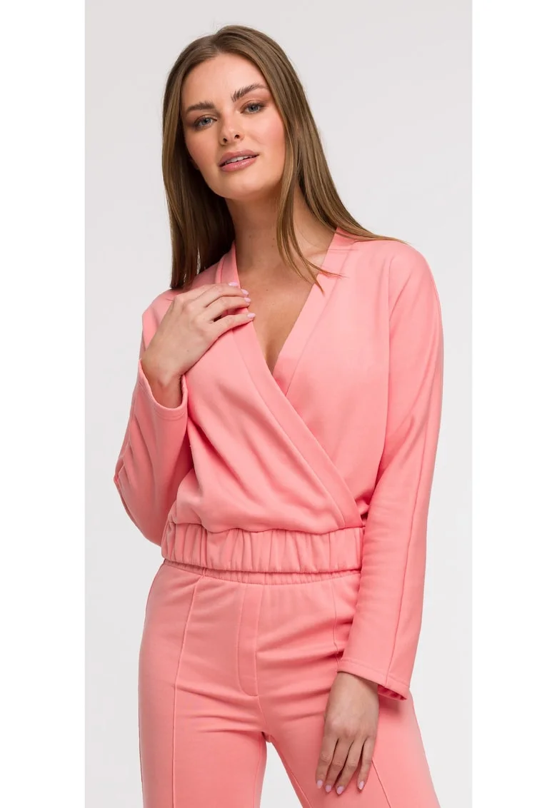 Bluza cu decolteu petrecut,