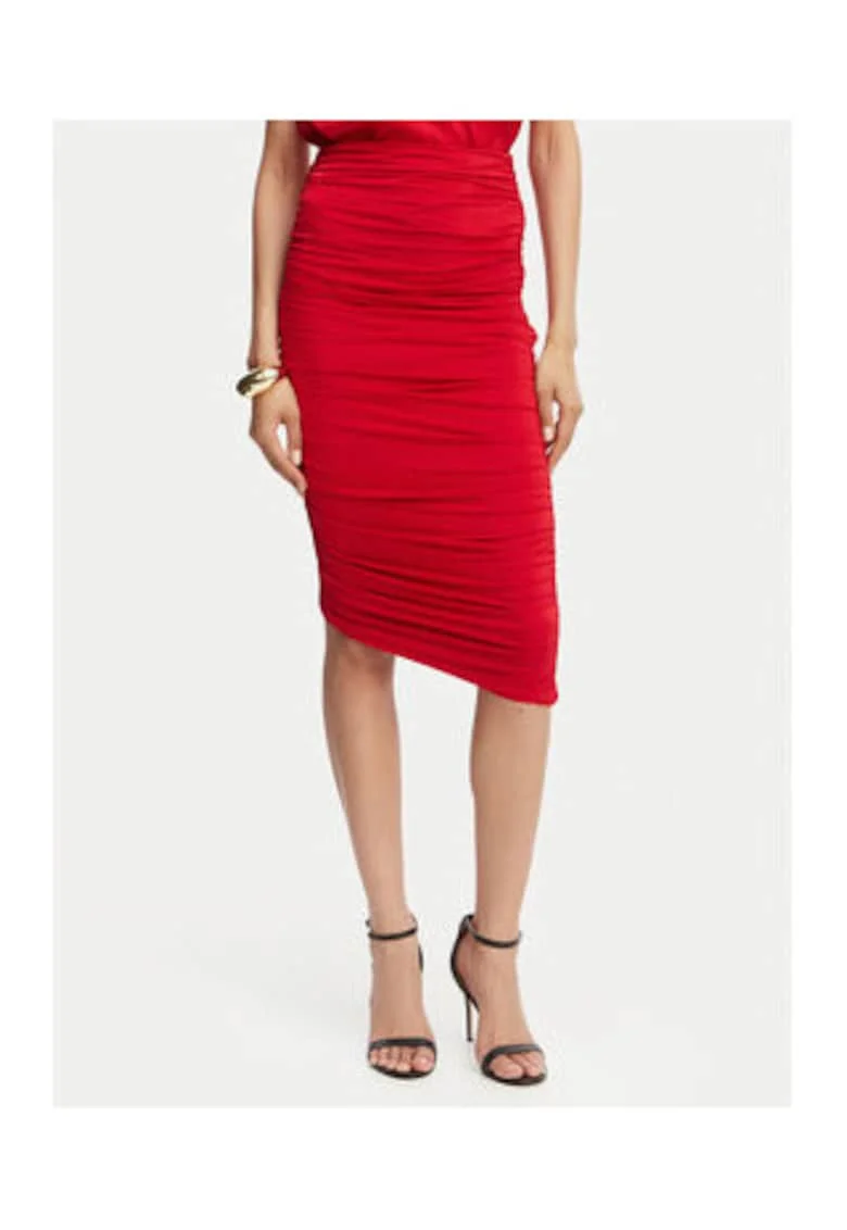 Fusta creion, Rosu