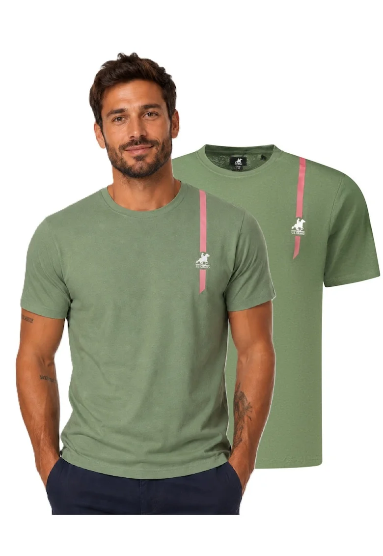 Tricou cu decolteu la baza gatului si detaliu logo in piept