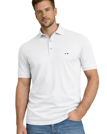 Tricou cu detaliu brodat in piept