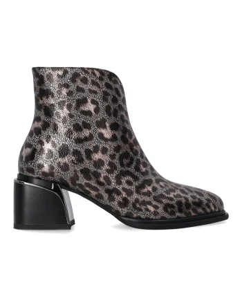 Botine din piele cu animal print