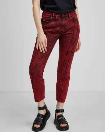 Blugi slim fit cu cusaturi evidentiate