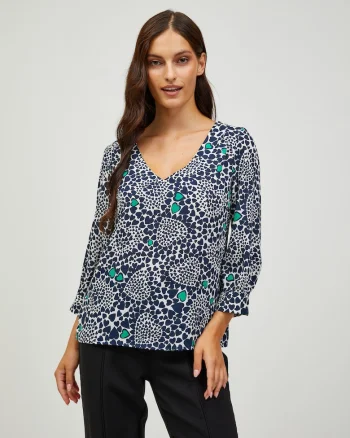 Bluza cu inimioare si maneci trei sferturi,