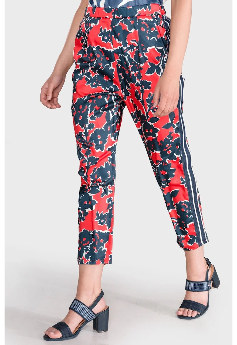 Pantaloni crop cu imprimeu