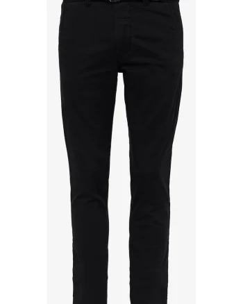 Pantaloni uni cu o curea