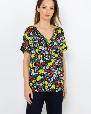 Tricou din amestec de viscoza cu model floral,