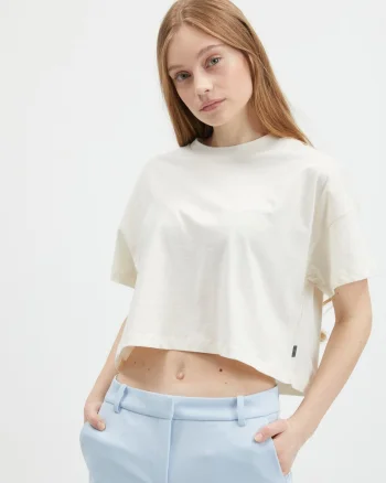 Tricou scurt cu maneci cazute,