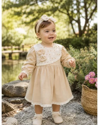 Rochie bebe fetita din muselina bej cu dantela si bentita pentru botez aniversare