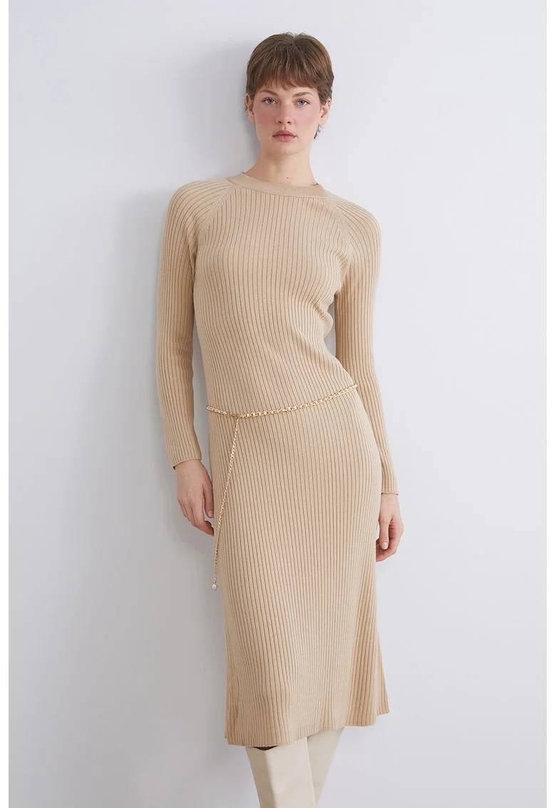 Rochie tricotata cu decolteu la baza gatului, Bej