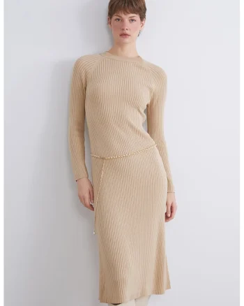 Rochie tricotata cu decolteu la baza gatului, Bej