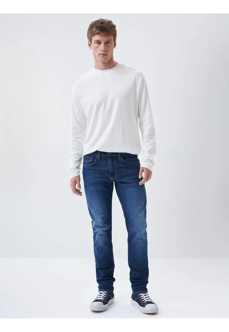 Jeans cu croiala slim fit si talie medie,