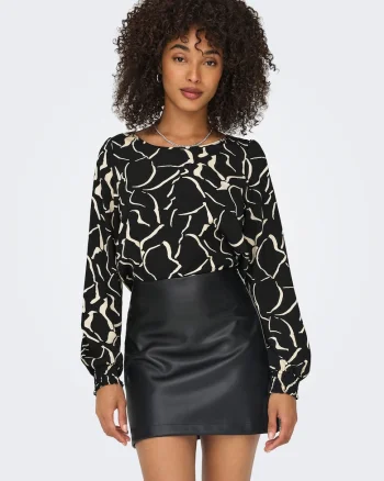 Bluza cu model si fermoar