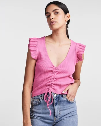 Tricou cu decolteu adanc