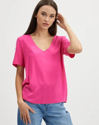 Tricou lejer uni cu decolteu in V