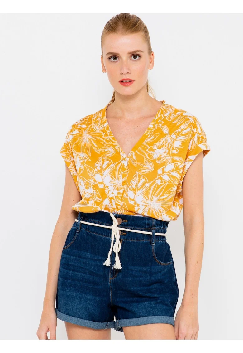 Bluza fara maneci cu nasturi,