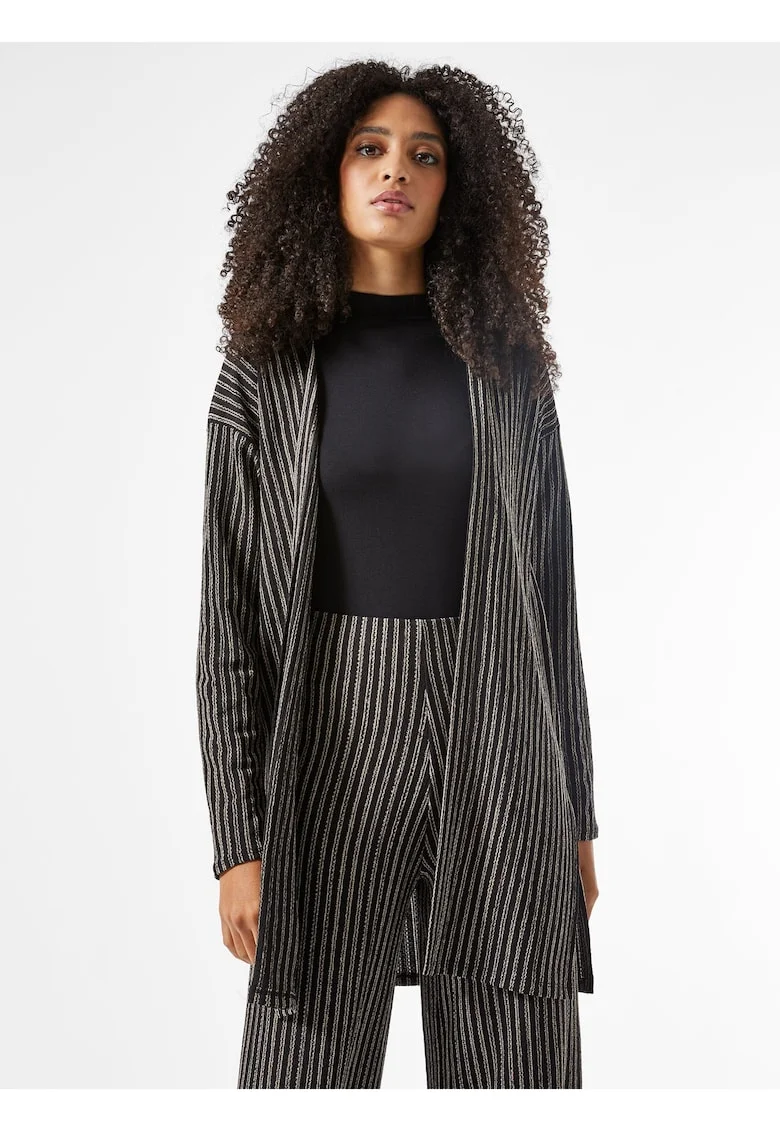 Cardigan cu dungi,