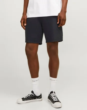 Pantaloni scurti chino cu croiala conica,