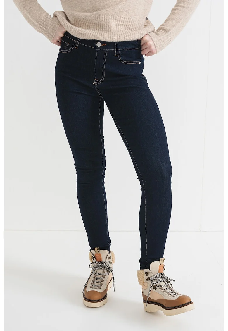 Blugi skinny, Bleumarin