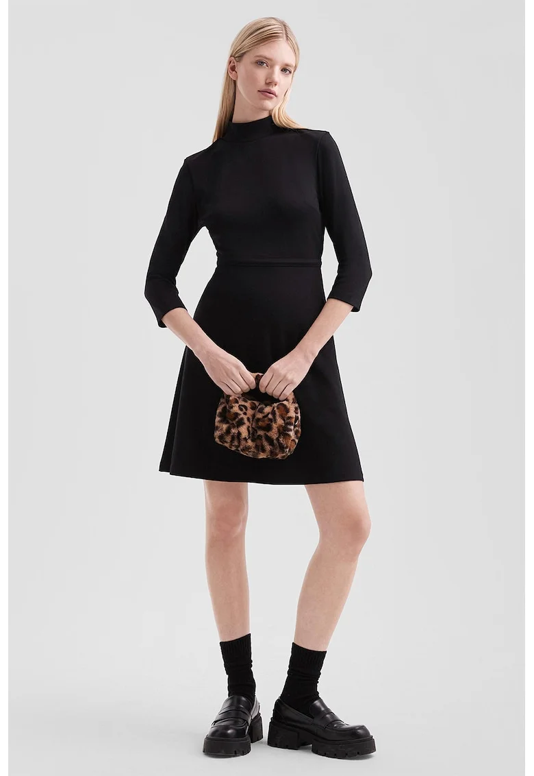 Rochie evazata cu decupaj, Negru