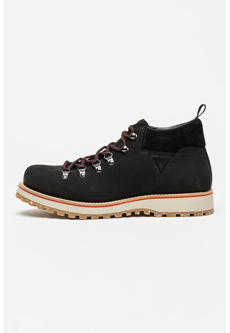 Ghete de piele intoarsa, Negru stins