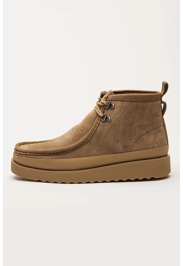 Ghete chukka de piele intoarsa Wallabee, Maro taupe deschis