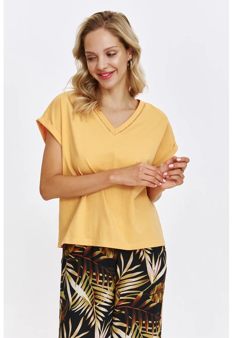 Tricou uni cu decolteu in V, Galben sofran