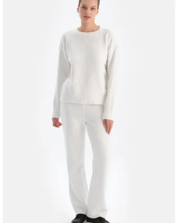 Pantaloni tricotati cu talie elastica, Alb