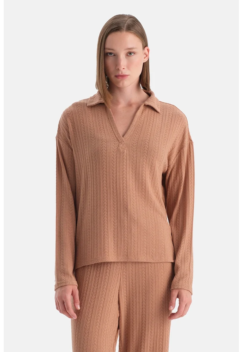 Bluza cu decolteu in V, Caramel