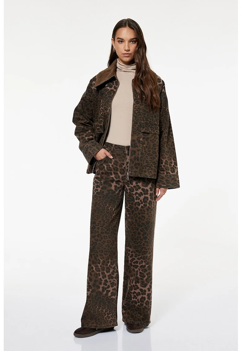 Pantaloni cu animal print si talie inalta, Maro inchis