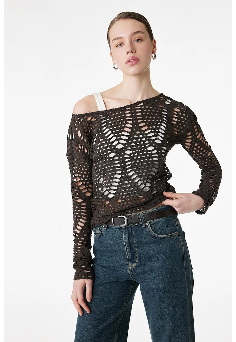 Bluza crosetata cu decolteu barcuta, Maro inchis