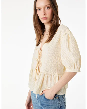 Bluza cu maneci bufante, Crem
