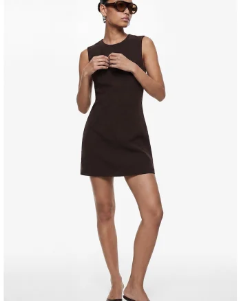 Rochie mini cambrata fara maneci, Maro inchis