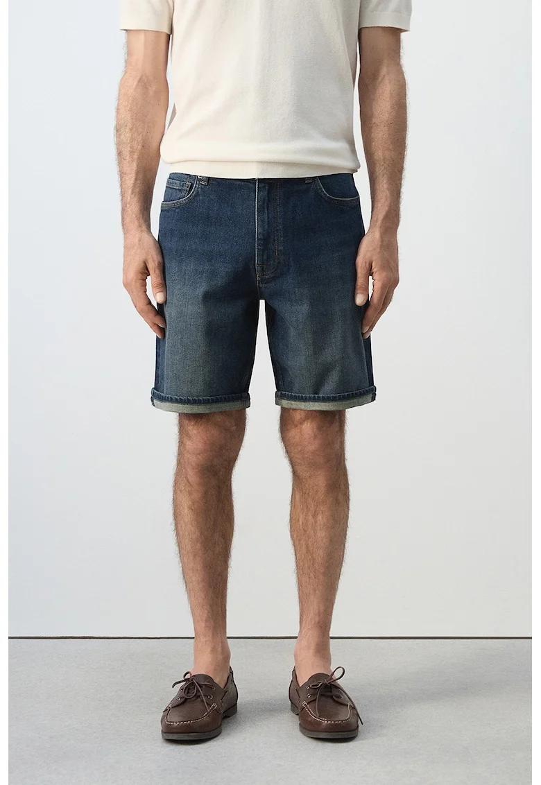 Pantaloni scurti din denim cu croiala slim-fit si aspect decolorat, Bleumarin
