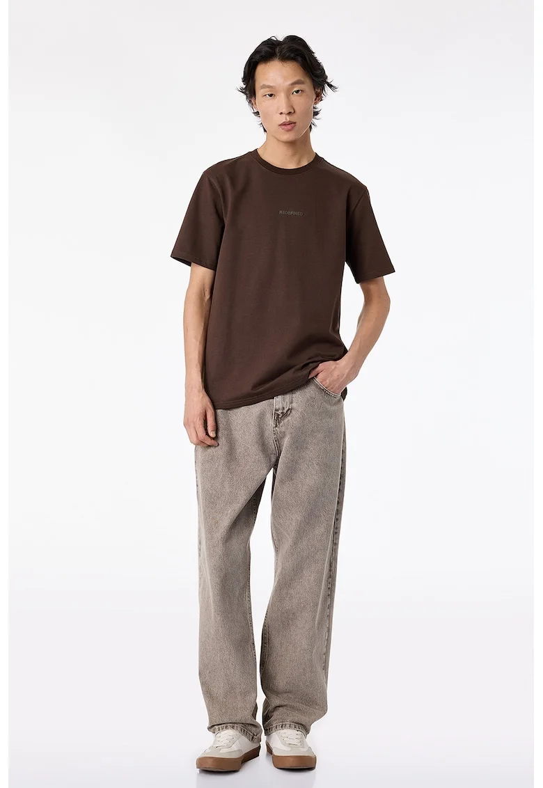 Tricou lejer cu decolteu la baza gatului, Maro pamantiu