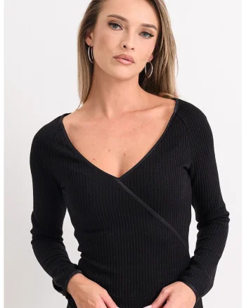 Bluza striata cu decolteu in V, Negru