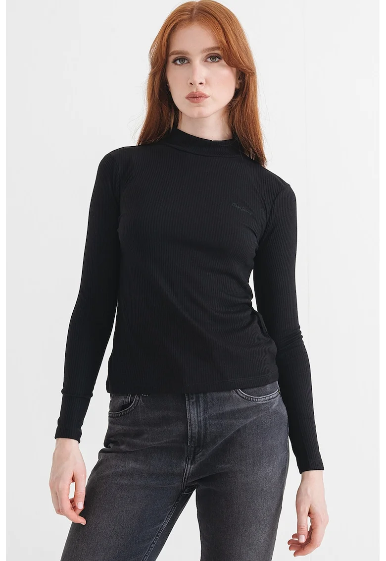 Bluza cu striatii, Negru