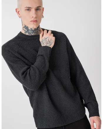 Pulover cu maneci raglan si decolteu la baza gatului, Negru stins