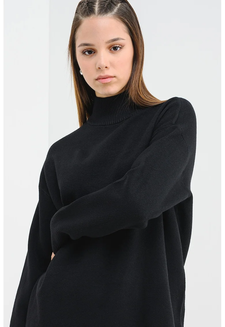 Pulover uni lejer cu guler inalt, Negru