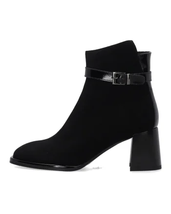 Botine negre din piele intoarsa cu catarama decorativa