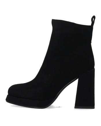 Botine de piele intoarsa cu toc gros