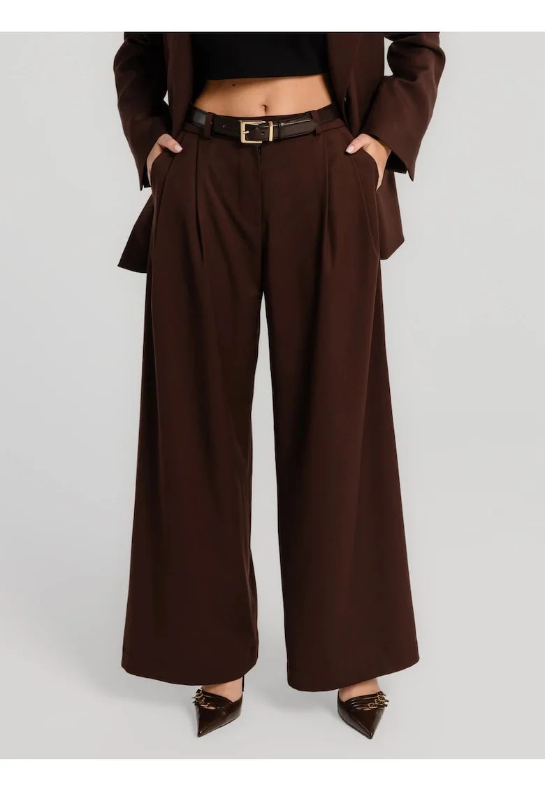 Pantaloni cu buzunare Estra, Maro