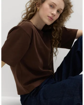 Tricou uni cu maneci cazute, Maro