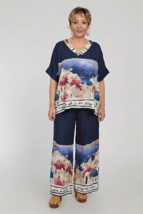 Compleu cu pantaloni din vascoza cu matase, cu imprimeu Santorini pe fond bleumarin