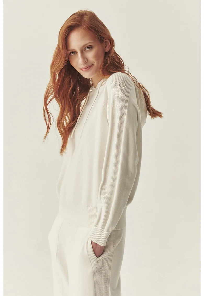 Pulover cu maneci raglan si gluga TATUUM x Adeline Wang, Alb murdar
