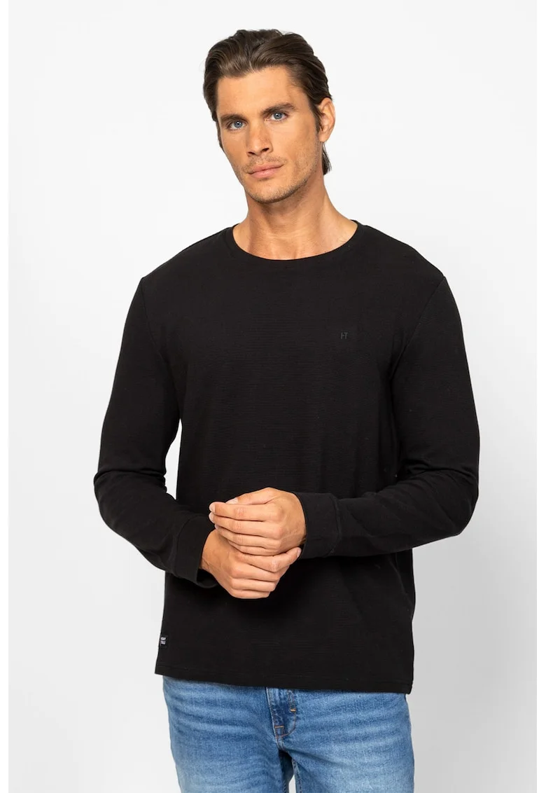 Bluza cu decolteu la baza gatului si striatii, Negru