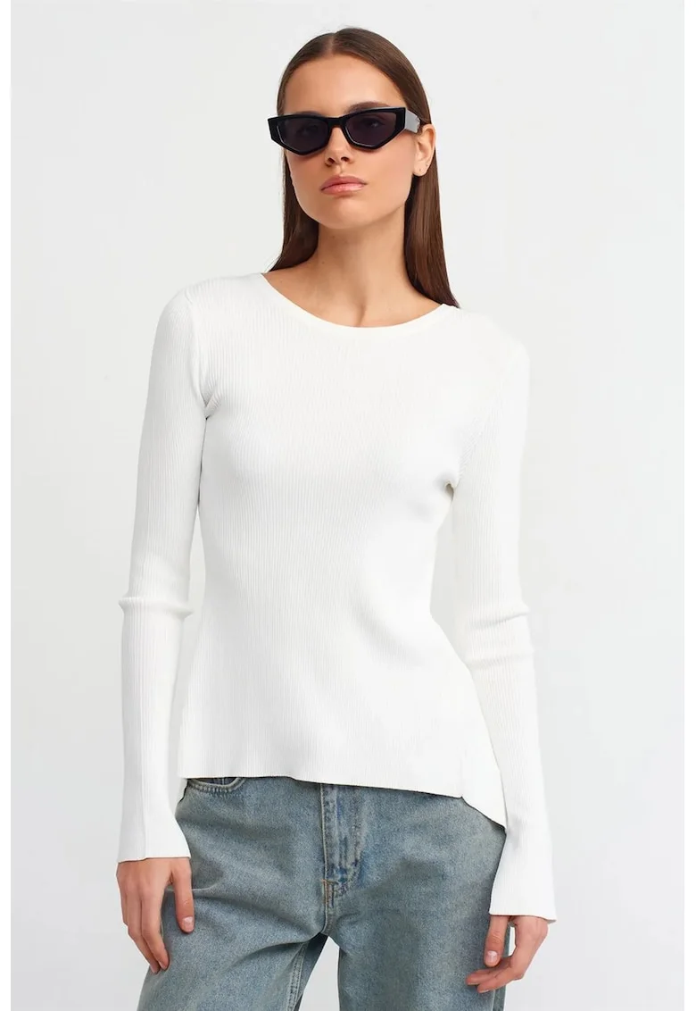 Pulover dama,  slim fit, alb, poliamida, cu guler barcuta si detaliu decupat,