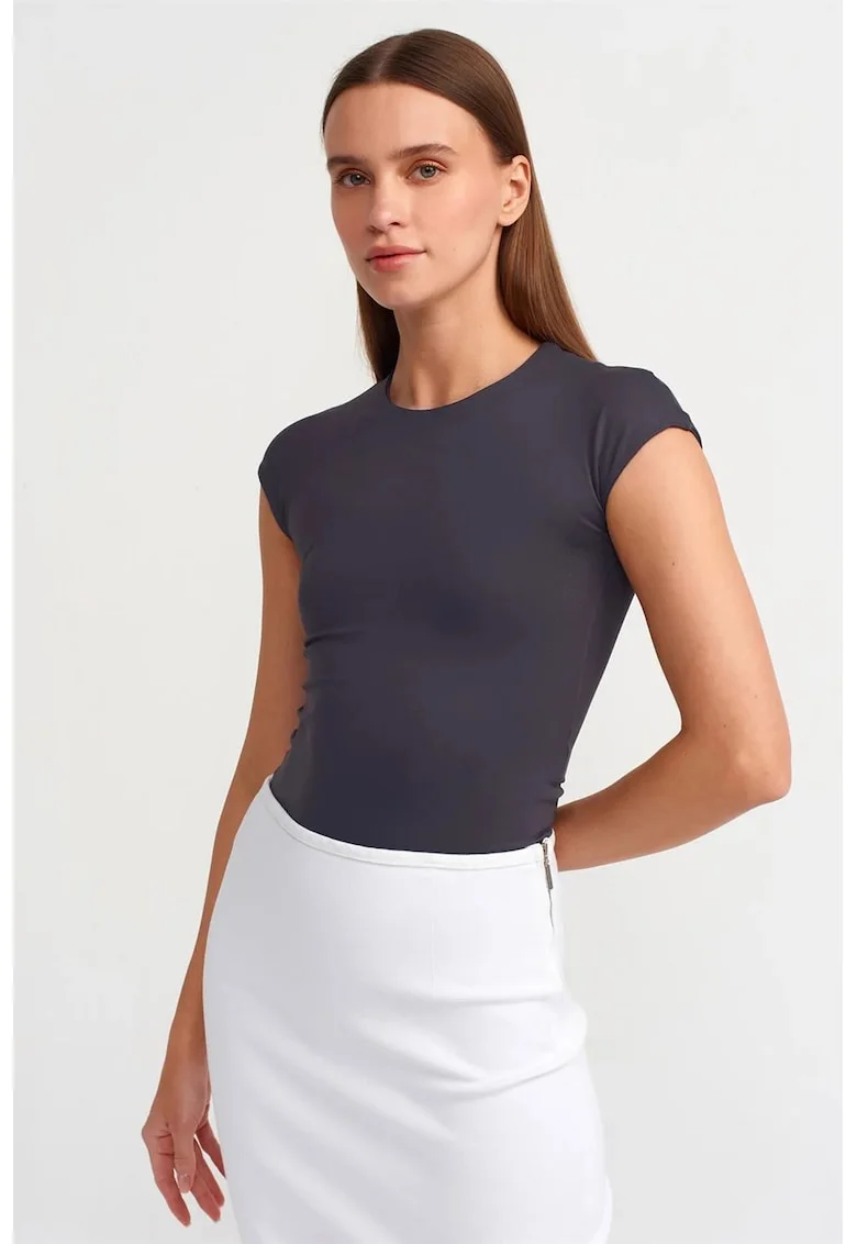 Tricou dama,  slim fit, gri antracit, elastic, 90% nailon, 10% elastan